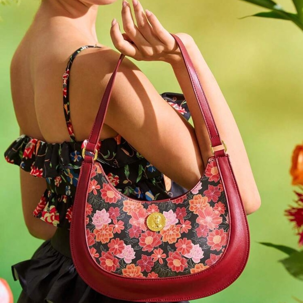 Frida Kahlo X Artist Floral Pattern Printed Pu Leather Shoulder Bag